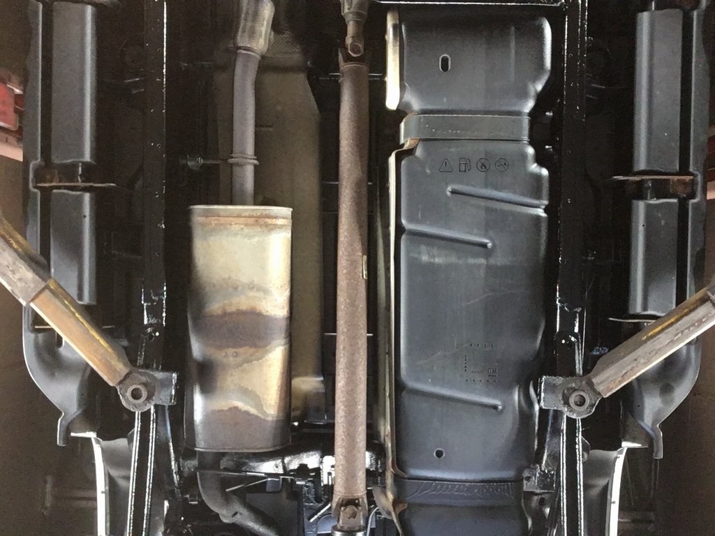 2011 Chevrolet Avalanche LTZ photo 4