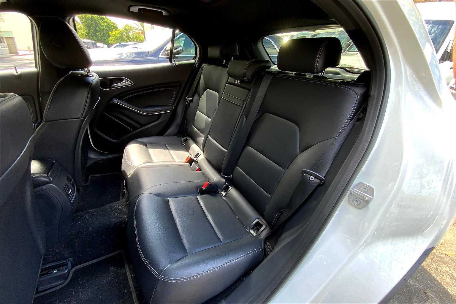 2019 Mercedes Benz GLA 250 4MATIC photo 17