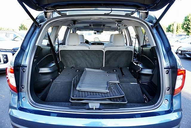 Used 2022 Blue Honda Touring image 12