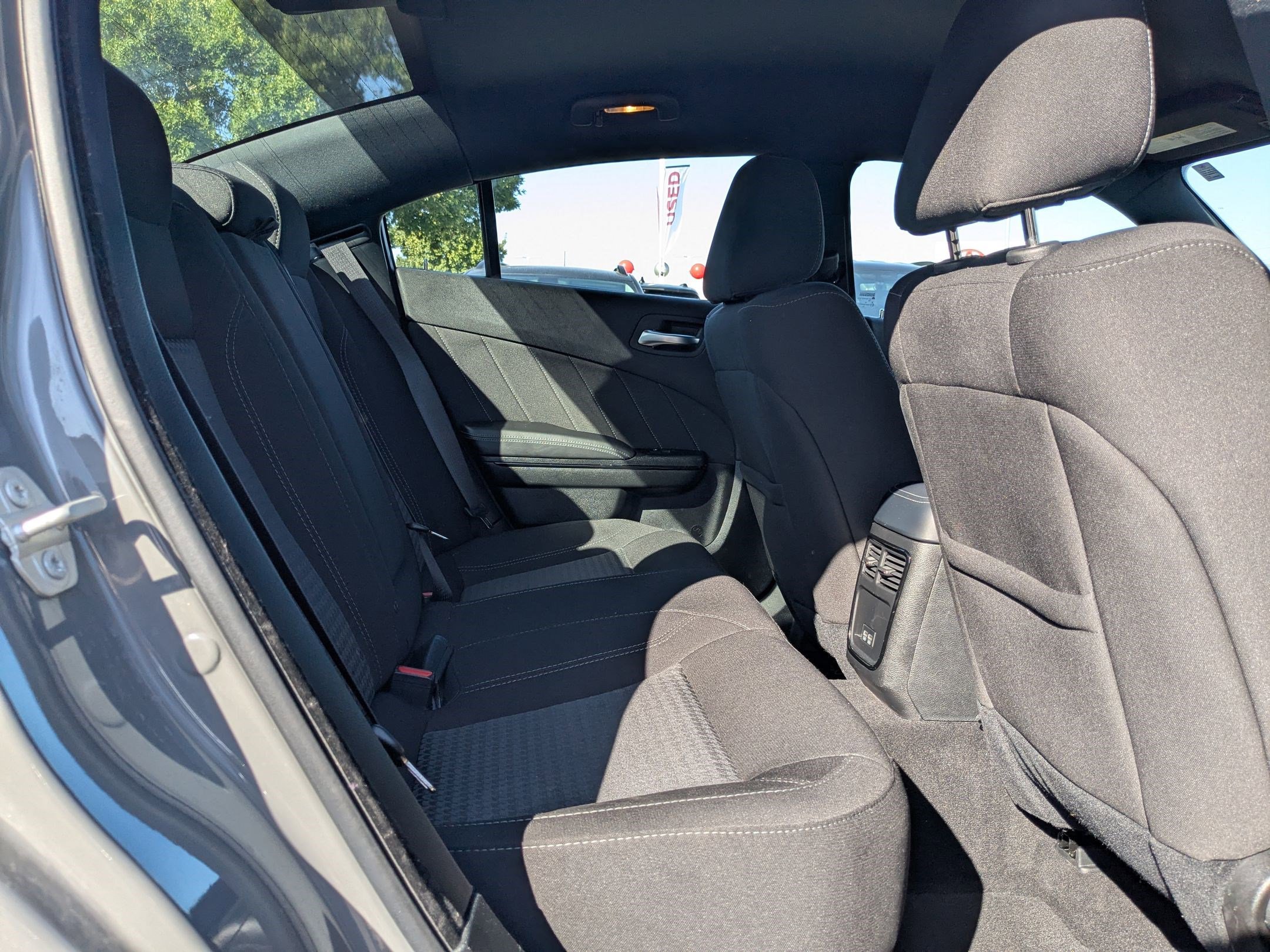 2023 Dodge Charger SXT AWD photo 28