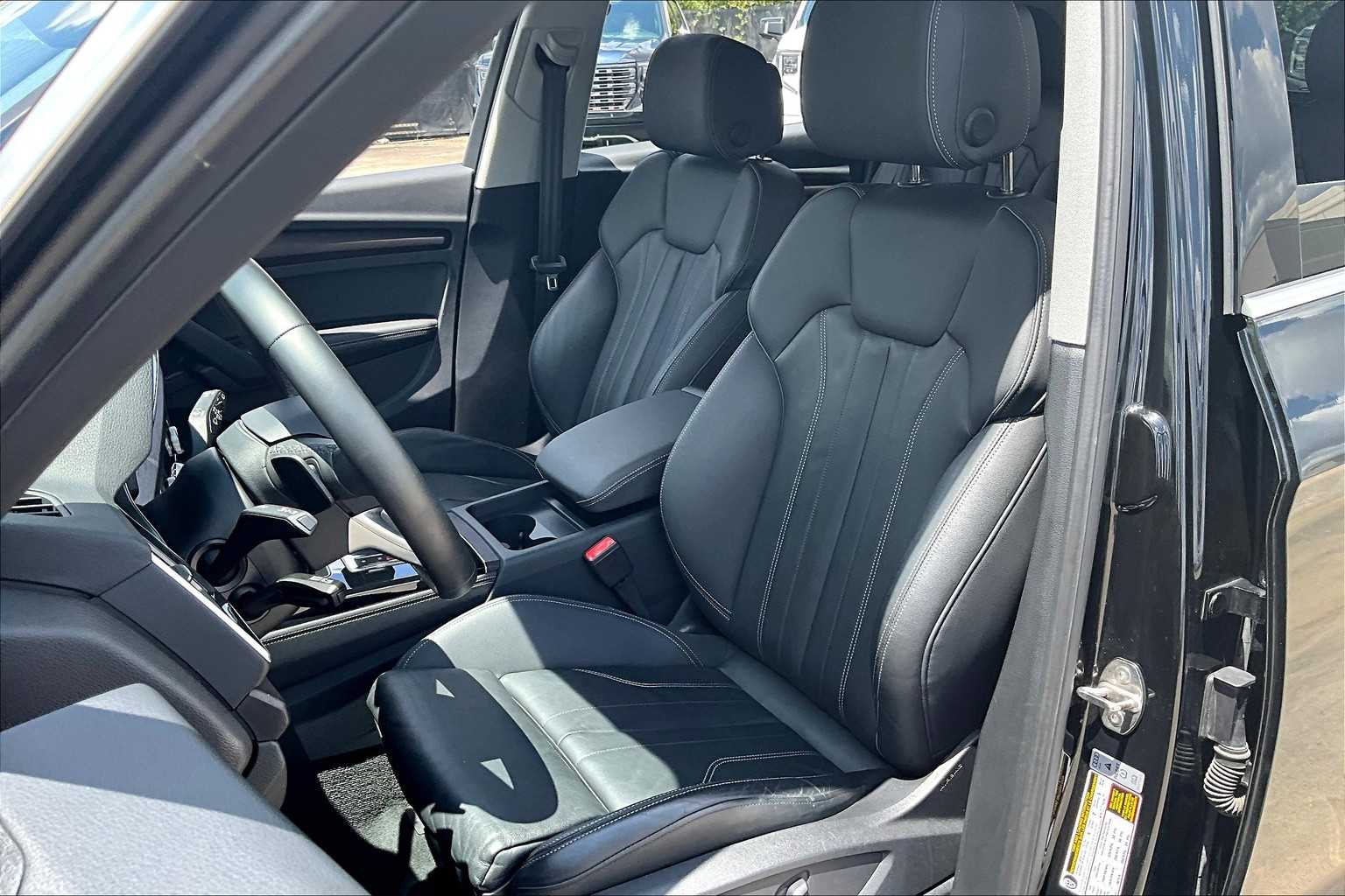 2024 Audi Q5 S line Premium Plus photo 7