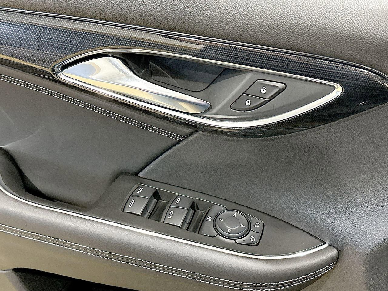 2022 Buick Envision Preferred photo 21