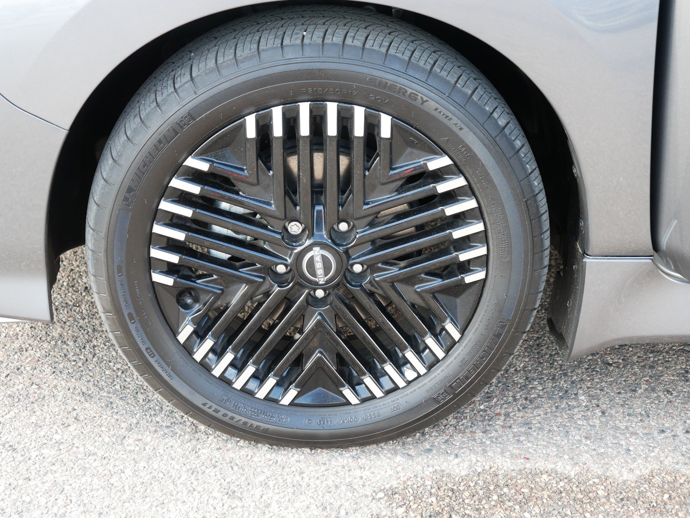 2024 Nissan Leaf SV Plus photo 14