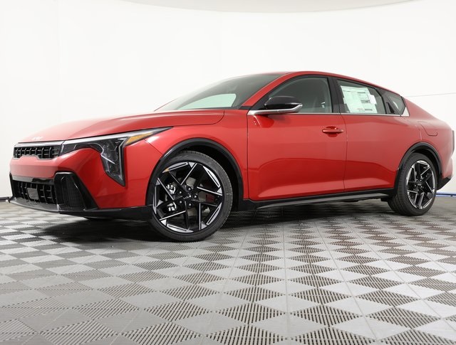 2025 Kia K4 GT-Line's photo