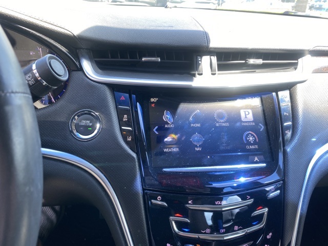2014 Cadillac XTS Luxury photo 5