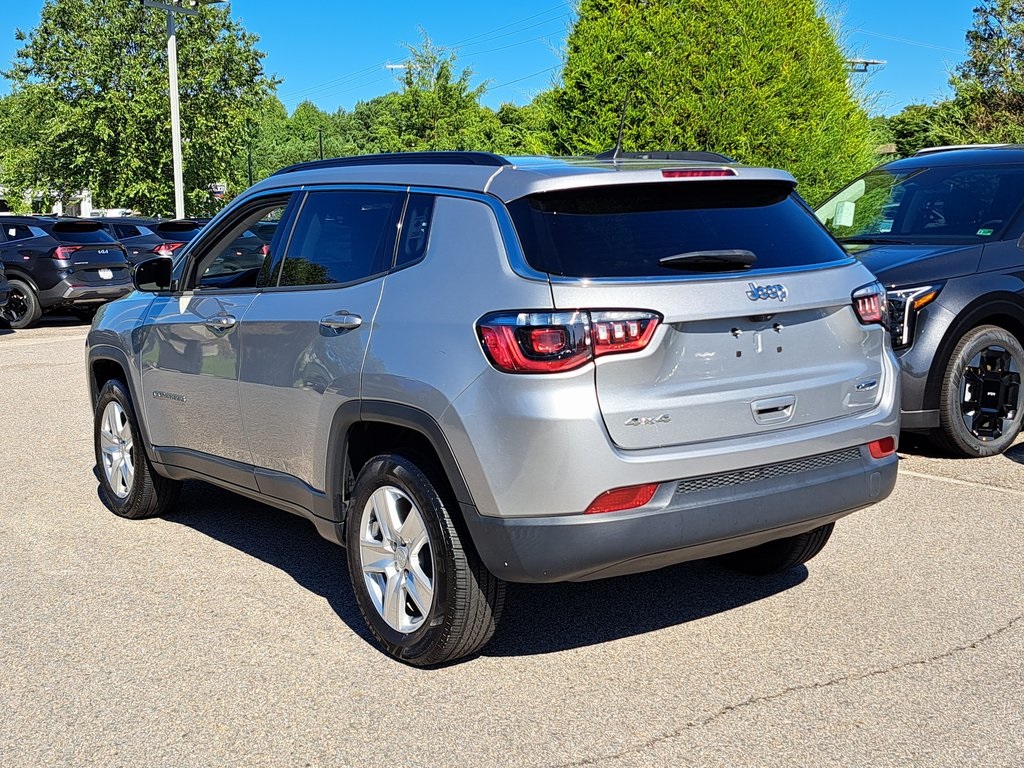 2022 Jeep Compass Latitude photo 5