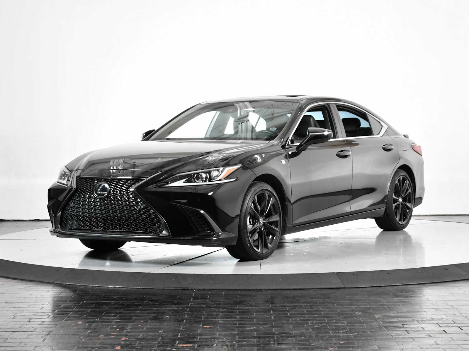 2022 Lexus ES F SPORT's photo