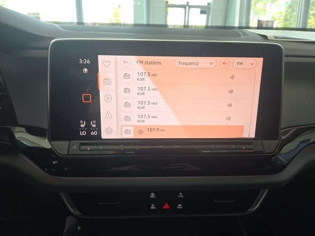 2025 Volkswagen Atlas Peak Edition SE photo 16