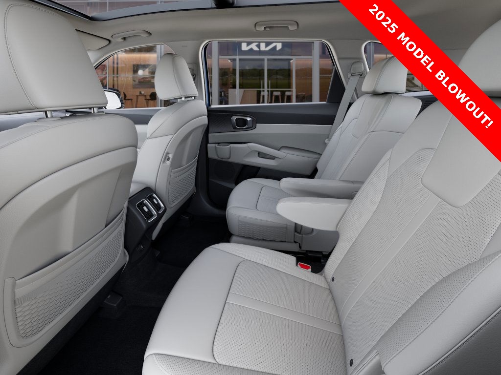 2025 Kia Sorento Hybrid EX photo 17