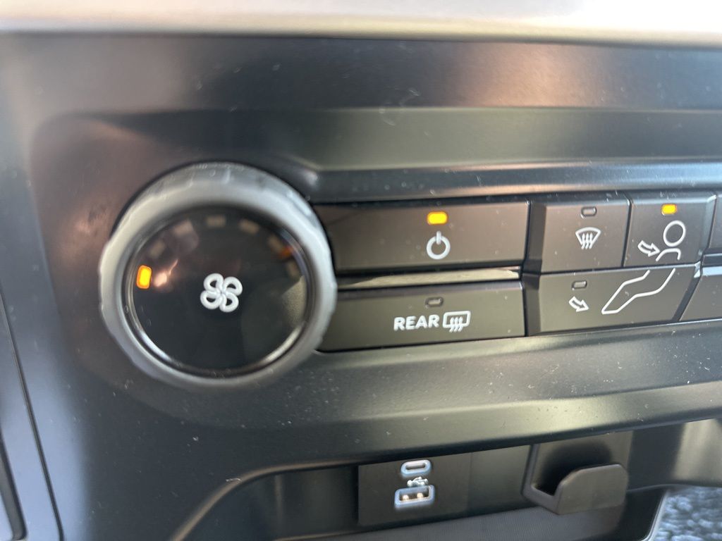 2023 Ford F-150 XLT photo 15