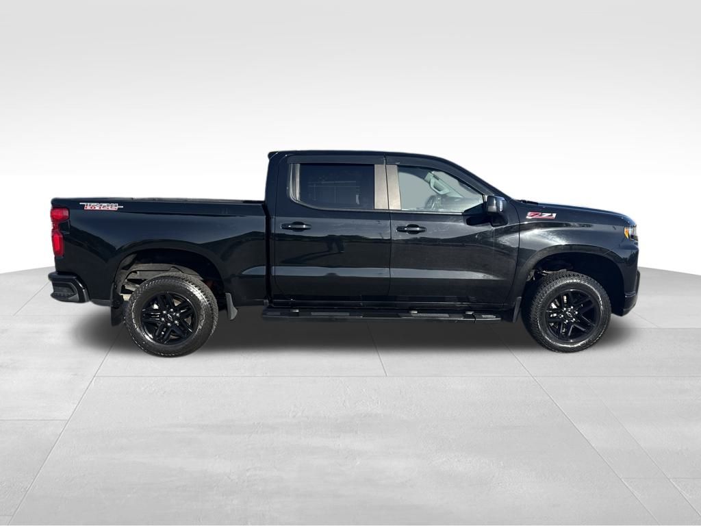 2019 Chevrolet Silverado 1500 LT Trail Boss photo 2