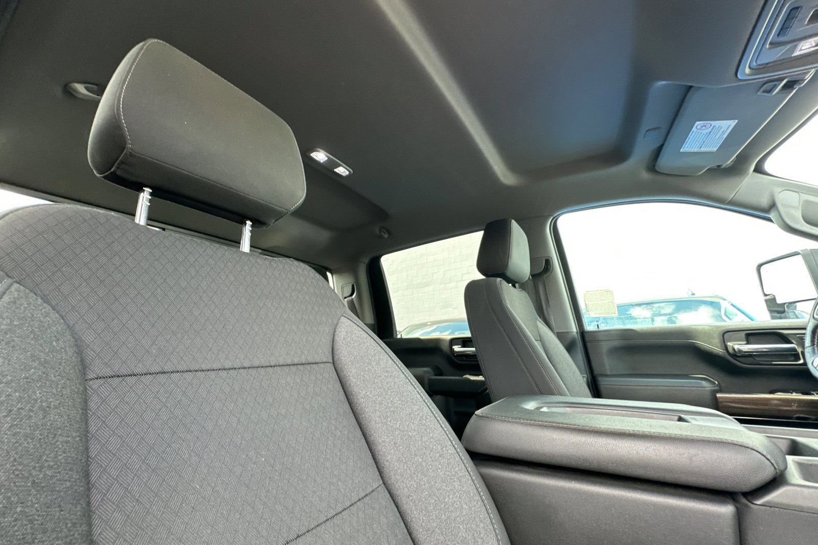 2020 Chevrolet Silverado 2500HD LT photo 15