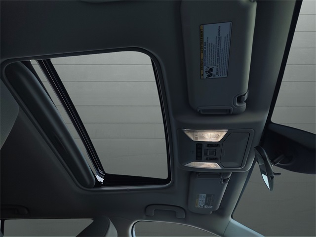 2022 Toyota RAV4 Hybrid XLE photo 14