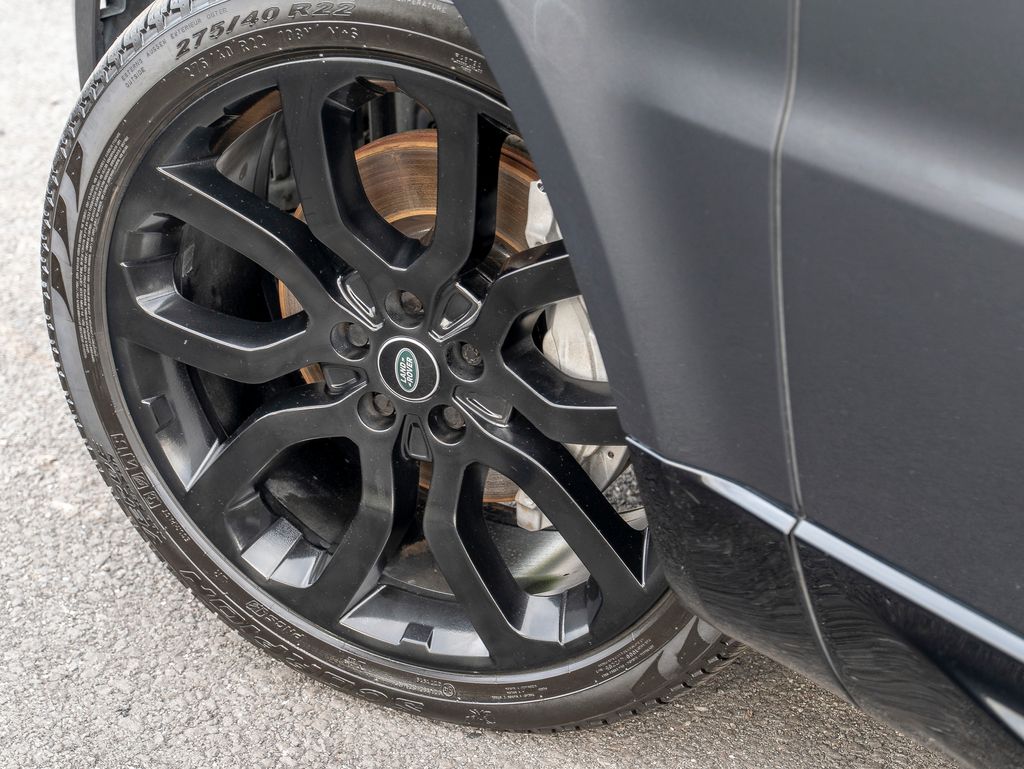 2022 Land Rover Range Rover Sport HSE Silver Edition photo 9