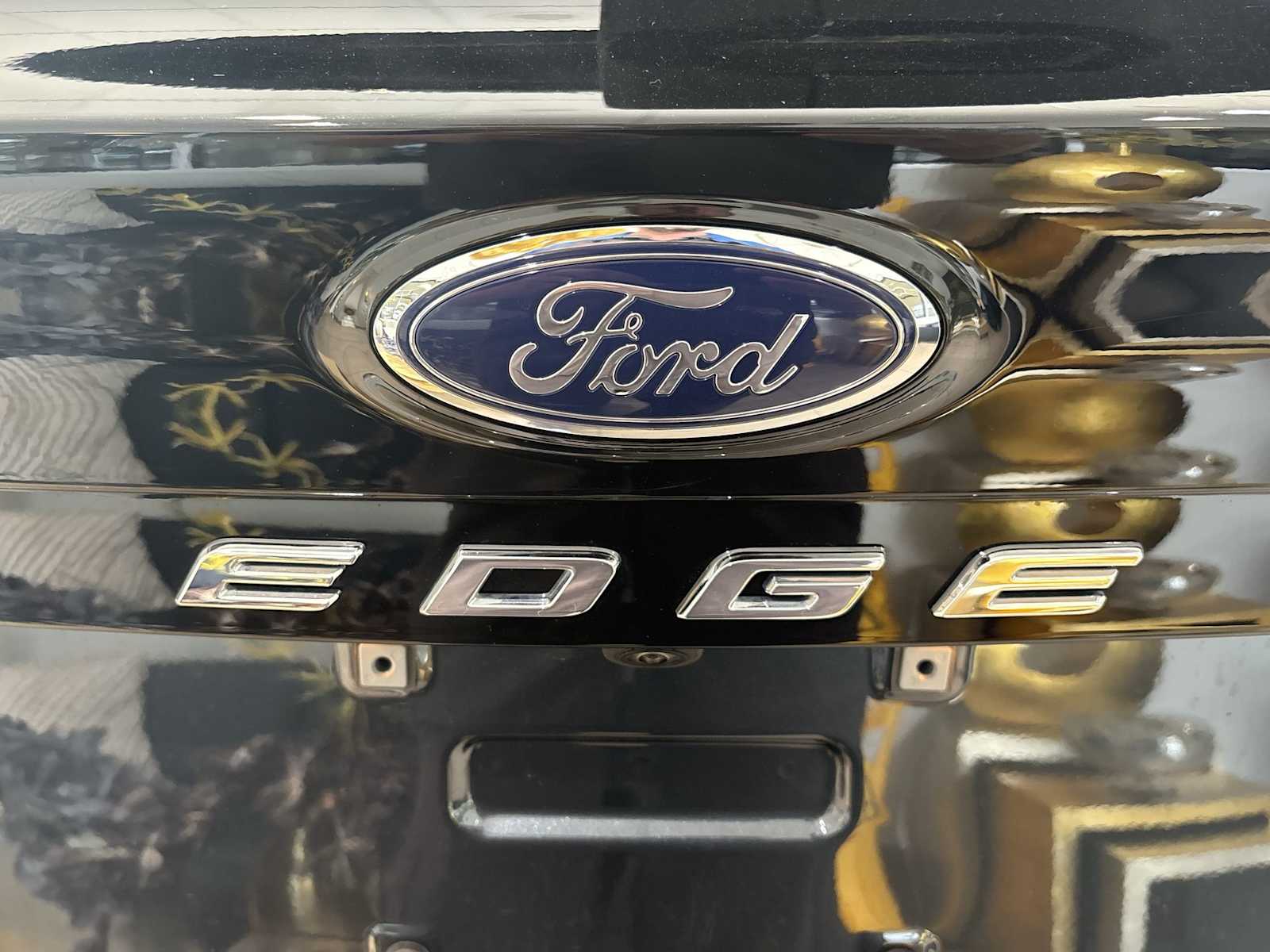 2024 Ford Edge Titanium photo 30
