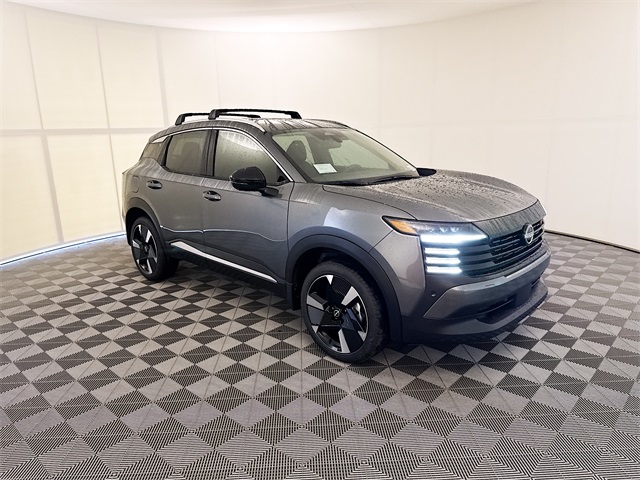 2026 Nissan KICKS SR's photo