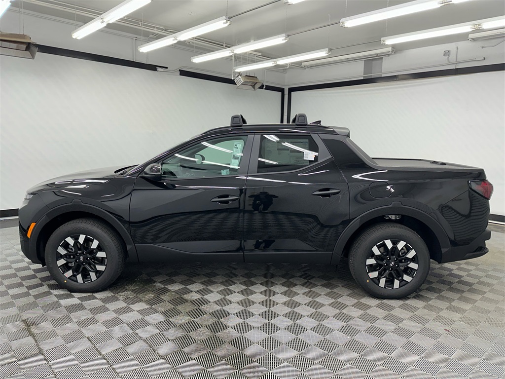 2025 Hyundai Santa Cruz SEL Activity photo 2