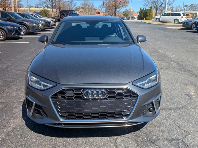 2021 Audi A4 45 S line Premium Quattro photo 2
