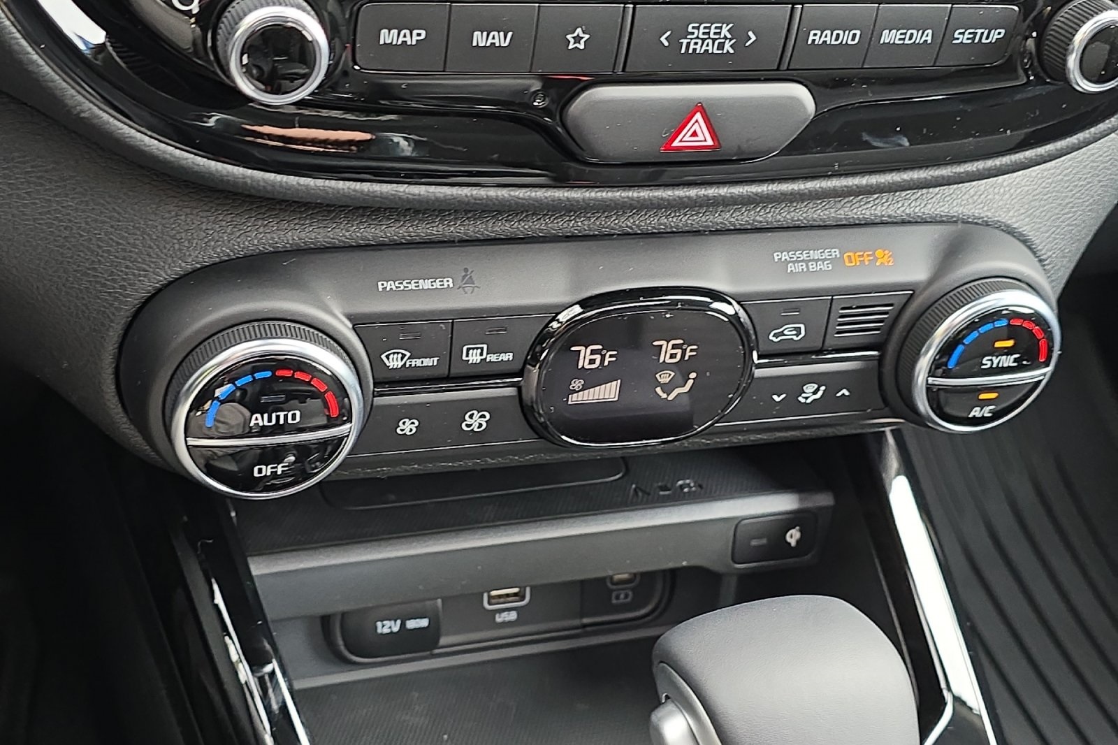 2025 Kia Soul EX photo 17