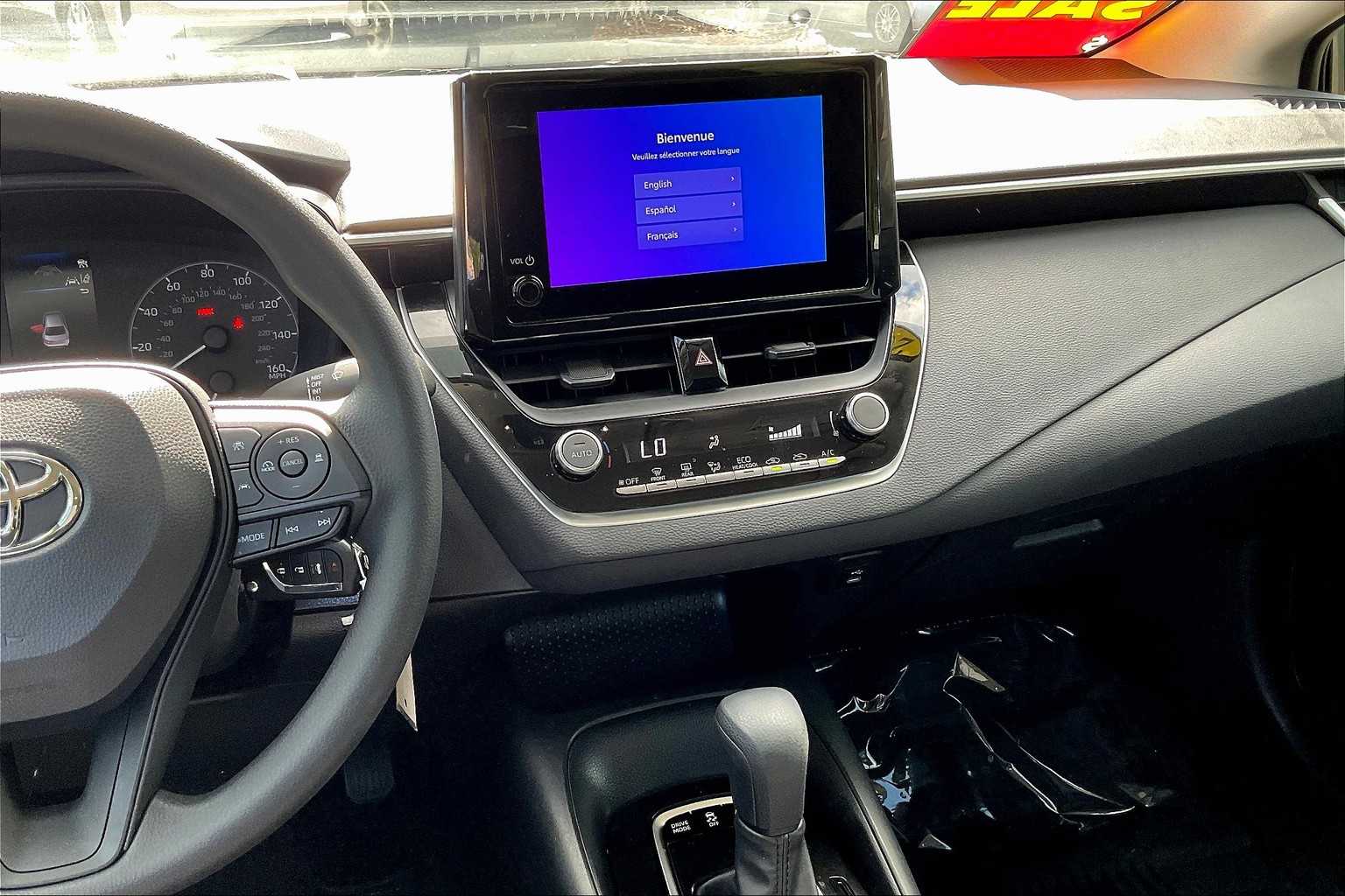 2023 Toyota Corolla Hybrid LE photo 6