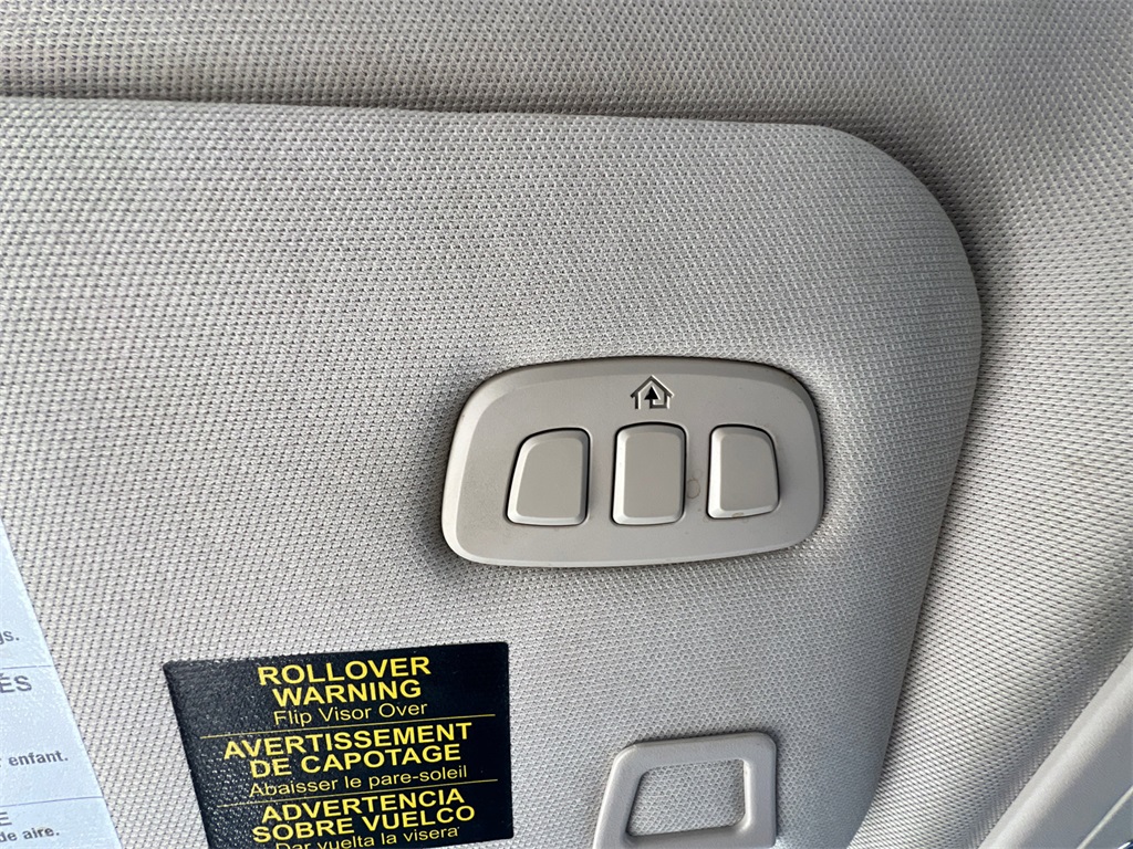 2021 Lincoln Corsair Standard photo 28