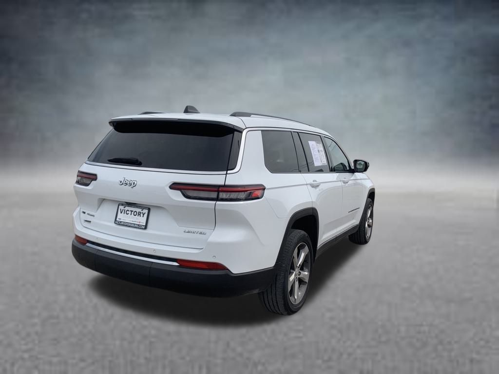 2022 Jeep Grand Cherokee Limited photo 2