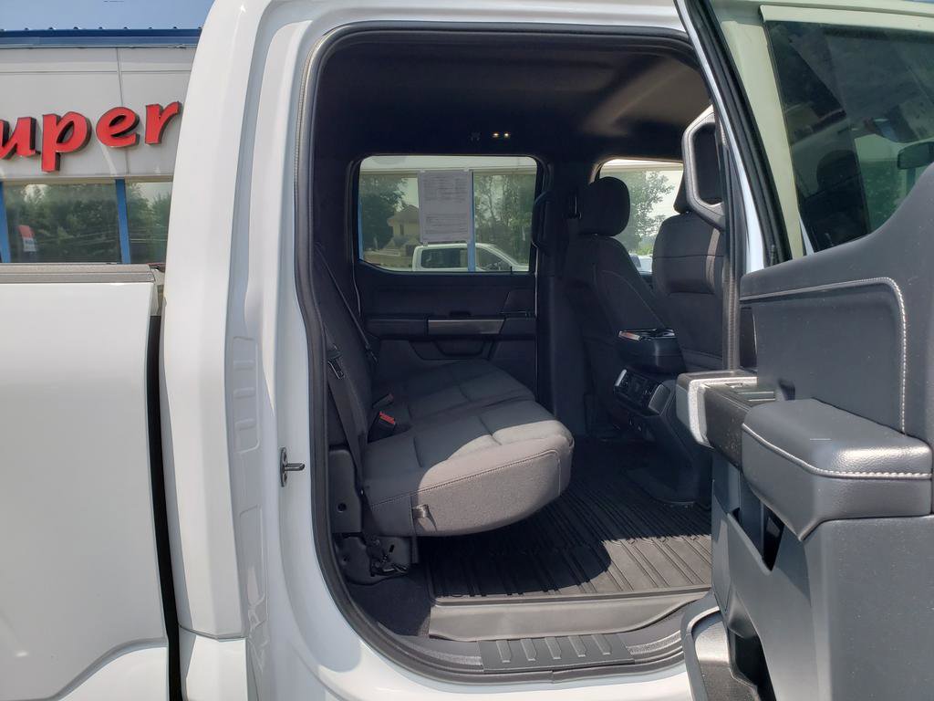 2023 Ford F-150 XLT photo 10