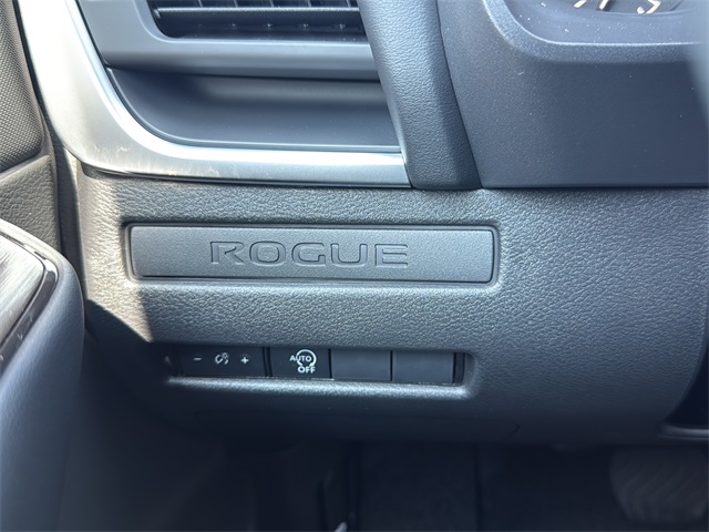 2026 Nissan Rogue S photo 29