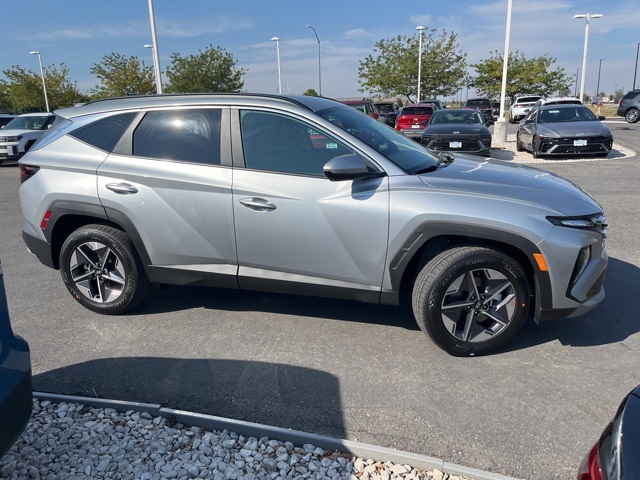 2026 Hyundai Tucson SEL photo 6