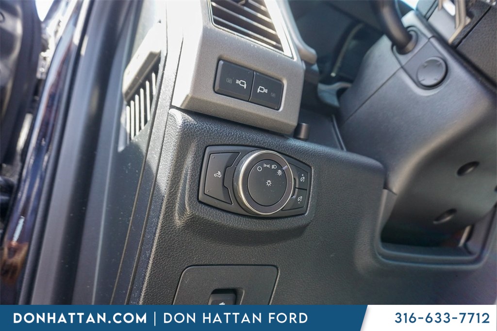 2017 Ford F-150 Raptor photo 17