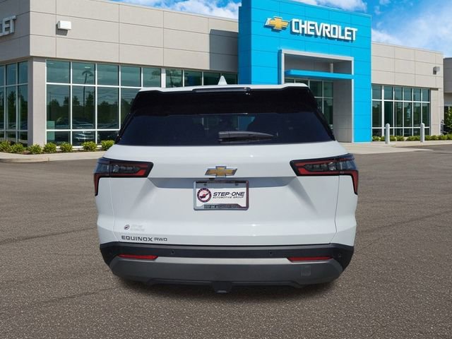 2026 Chevrolet Equinox LT photo 23