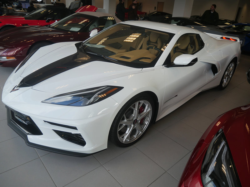 2023 Chevrolet Corvette Stingray 3LT photo 2