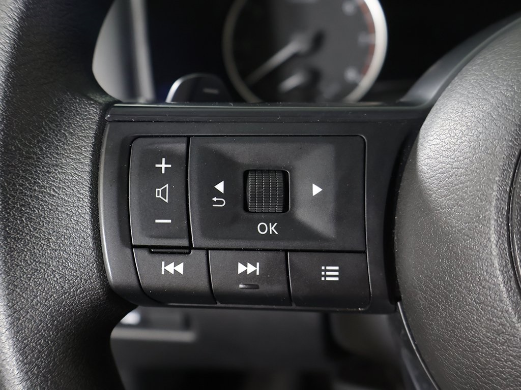 2024 Nissan Rogue SV photo 38