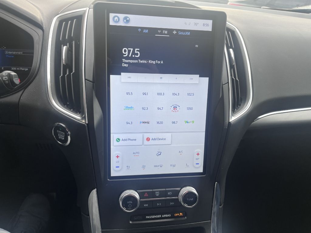 2024 Ford Edge Titanium photo 20