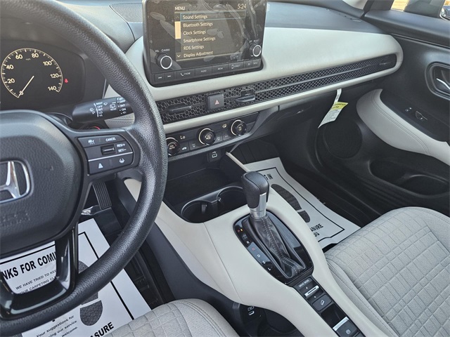 2025 Honda HR-V LX photo 30