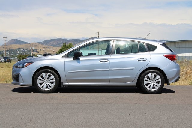 2017 Subaru Impreza 2.0i photo 3