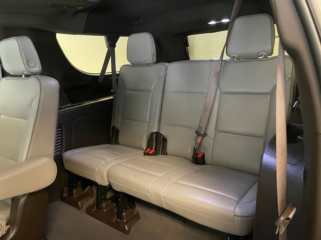 2023 Gmc Yukon XL SLT photo 13