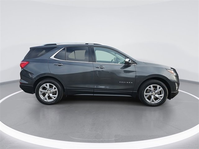 2018 Chevrolet Equinox Premier photo 2