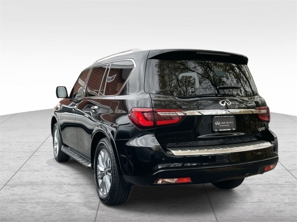2019 Infiniti QX80 Luxe photo 4