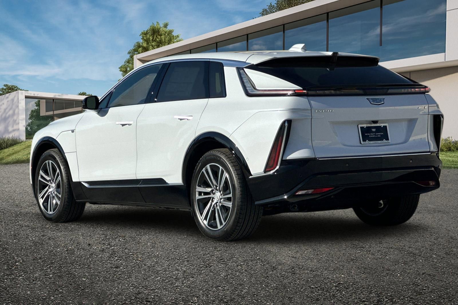 2026 Cadillac Lyriq Luxury photo 4