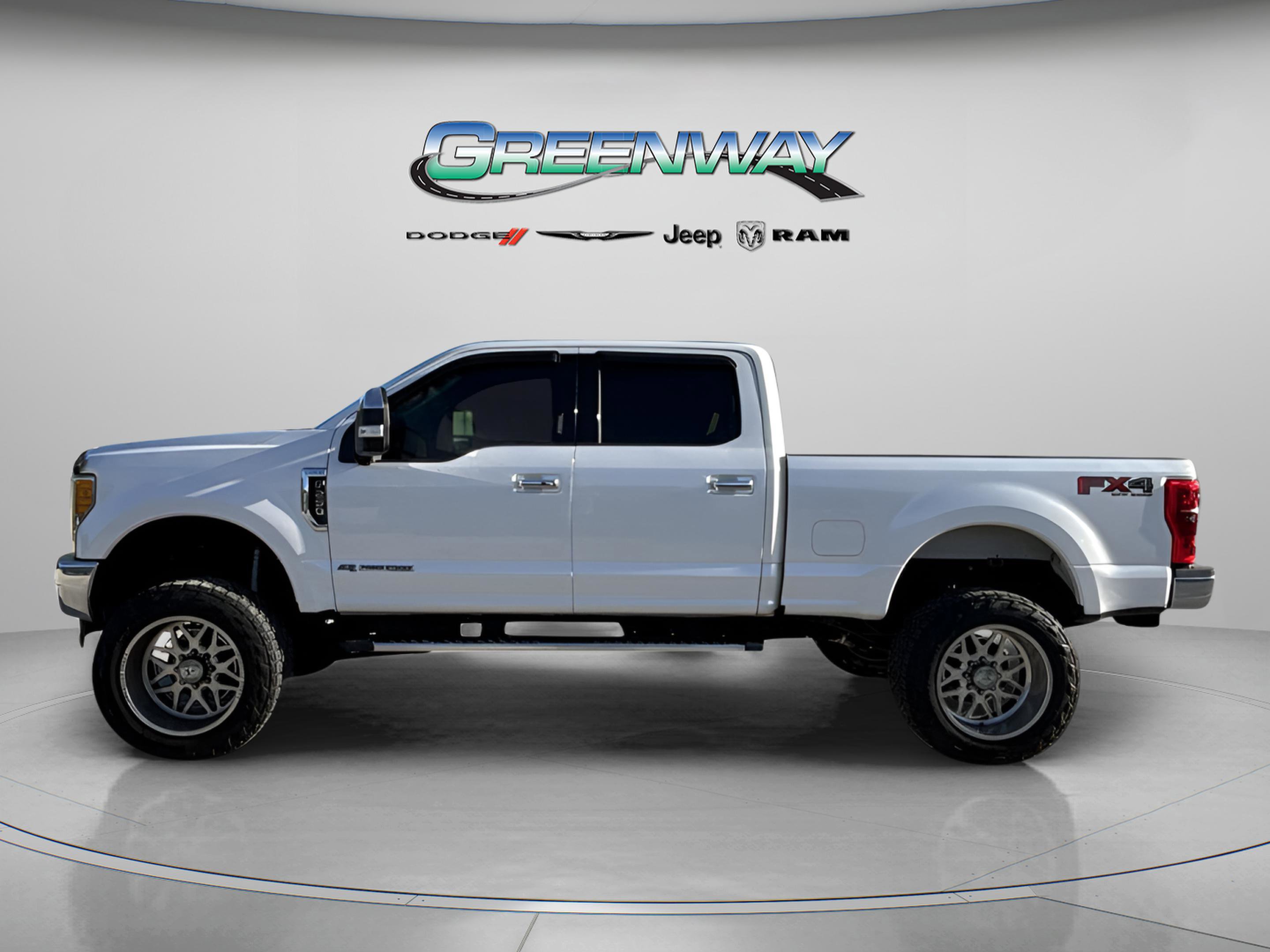 Used 2017 Ford F-250 Super Duty Lariat with VIN 1FT7W2BT8HEE40904 for sale in Kansas City