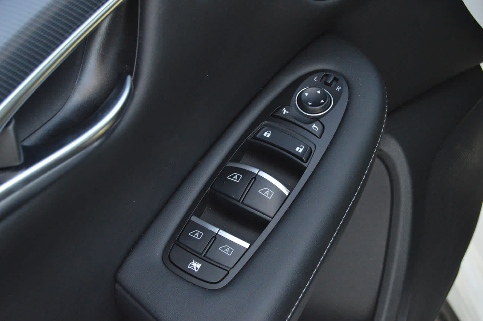 2024 Infiniti QX50 SPORT photo 21