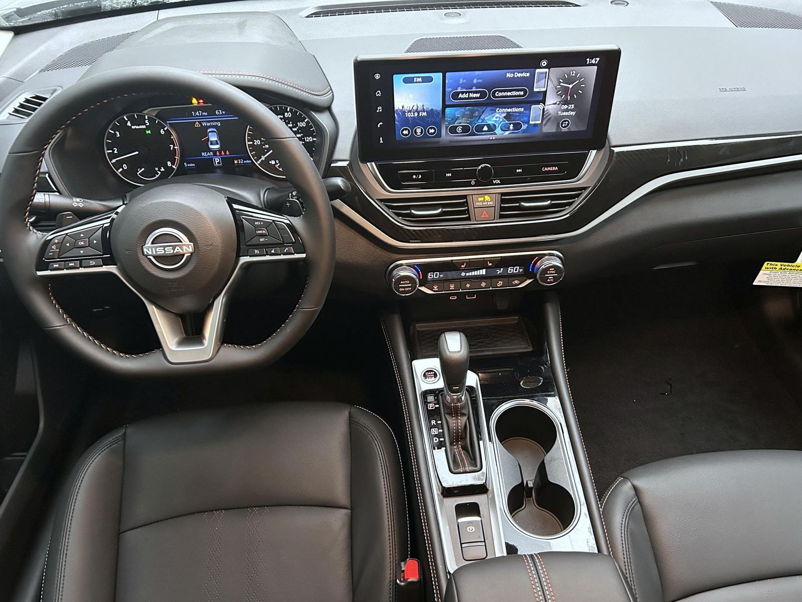 2025 Nissan Altima 2.5 SR photo 11