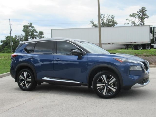 2023 Nissan Rogue Platinum photo 2