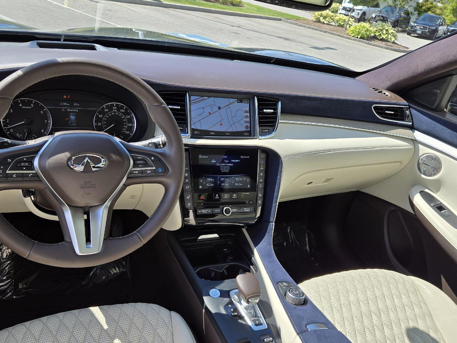 2019 Infiniti QX50 Essential photo 7