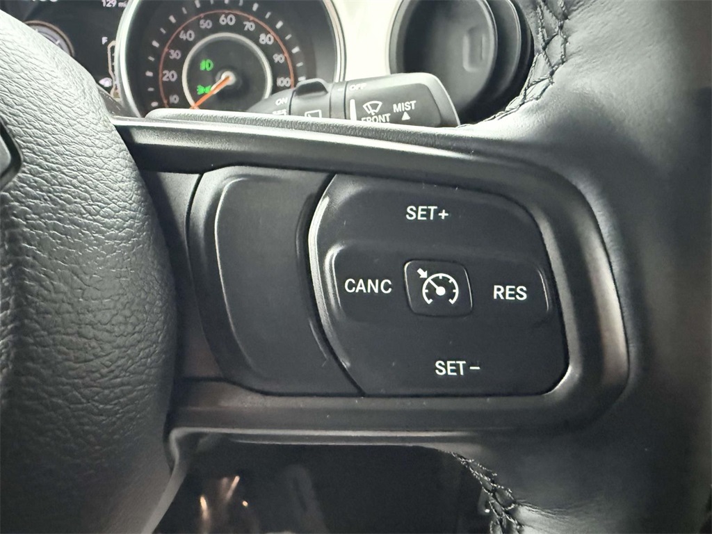 2021 Jeep Wrangler Unlimited Islander photo 25