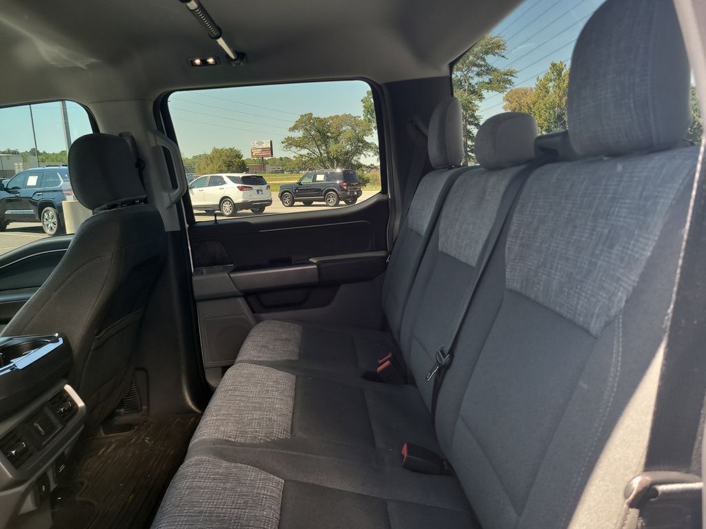 2022 Ford F-150 XLT photo 22