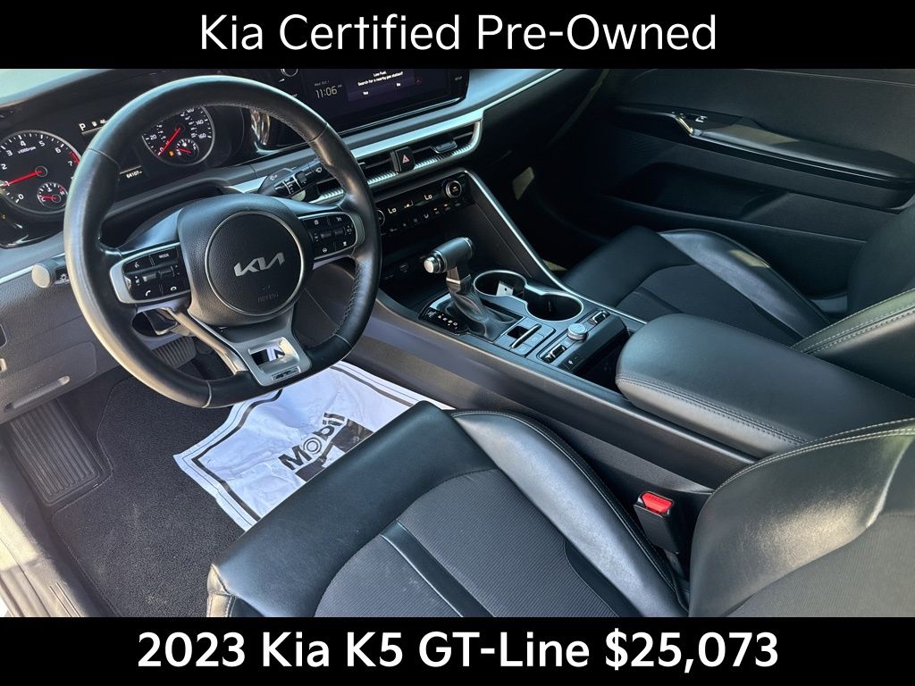 2023 Kia K5 GT-Line photo 10