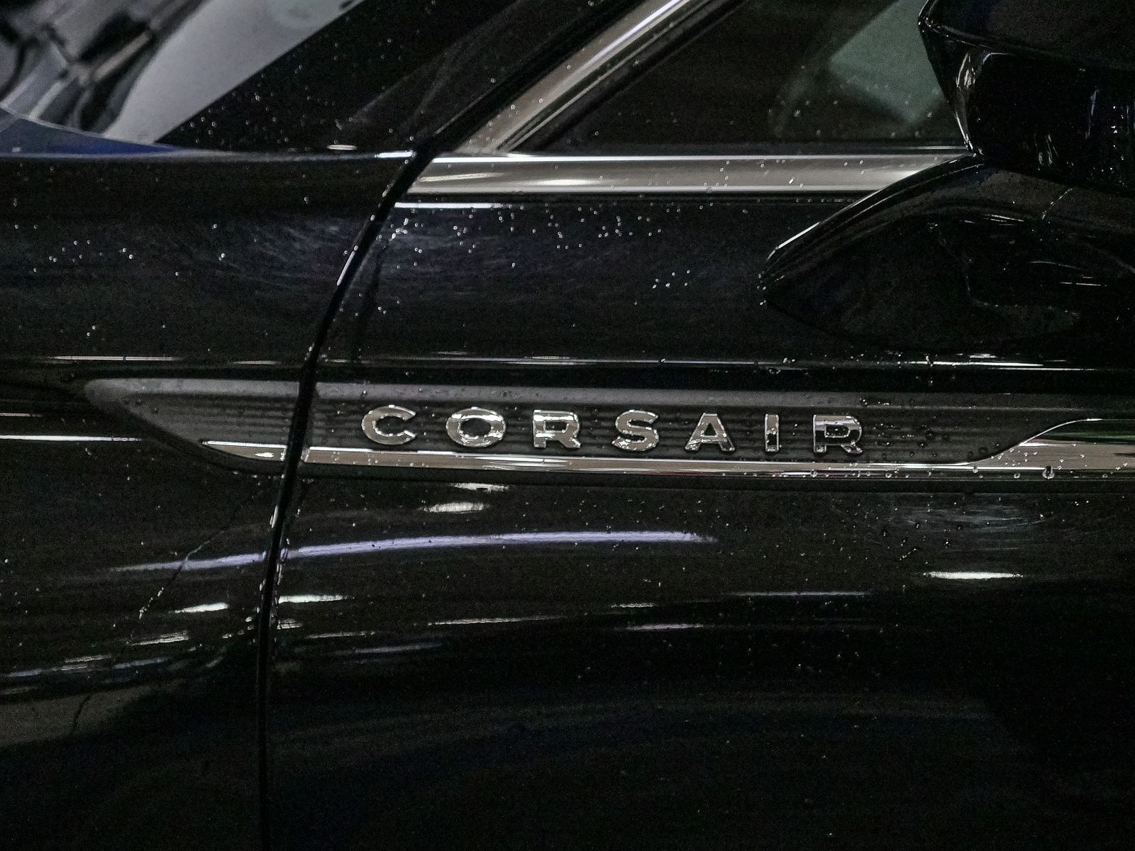 2020 Lincoln Corsair Standard photo 17