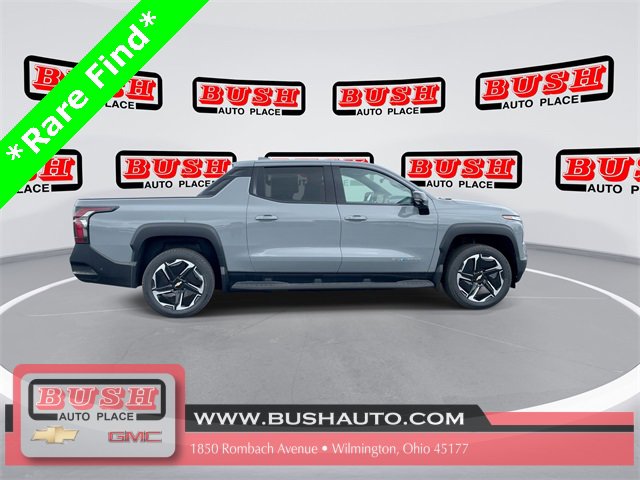 2026 Chevrolet Silverado EV LT photo 4